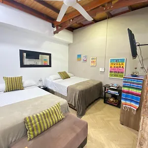 Apartarstudio Muy Bien Ubicado, Cercano A Todo!! Cali
