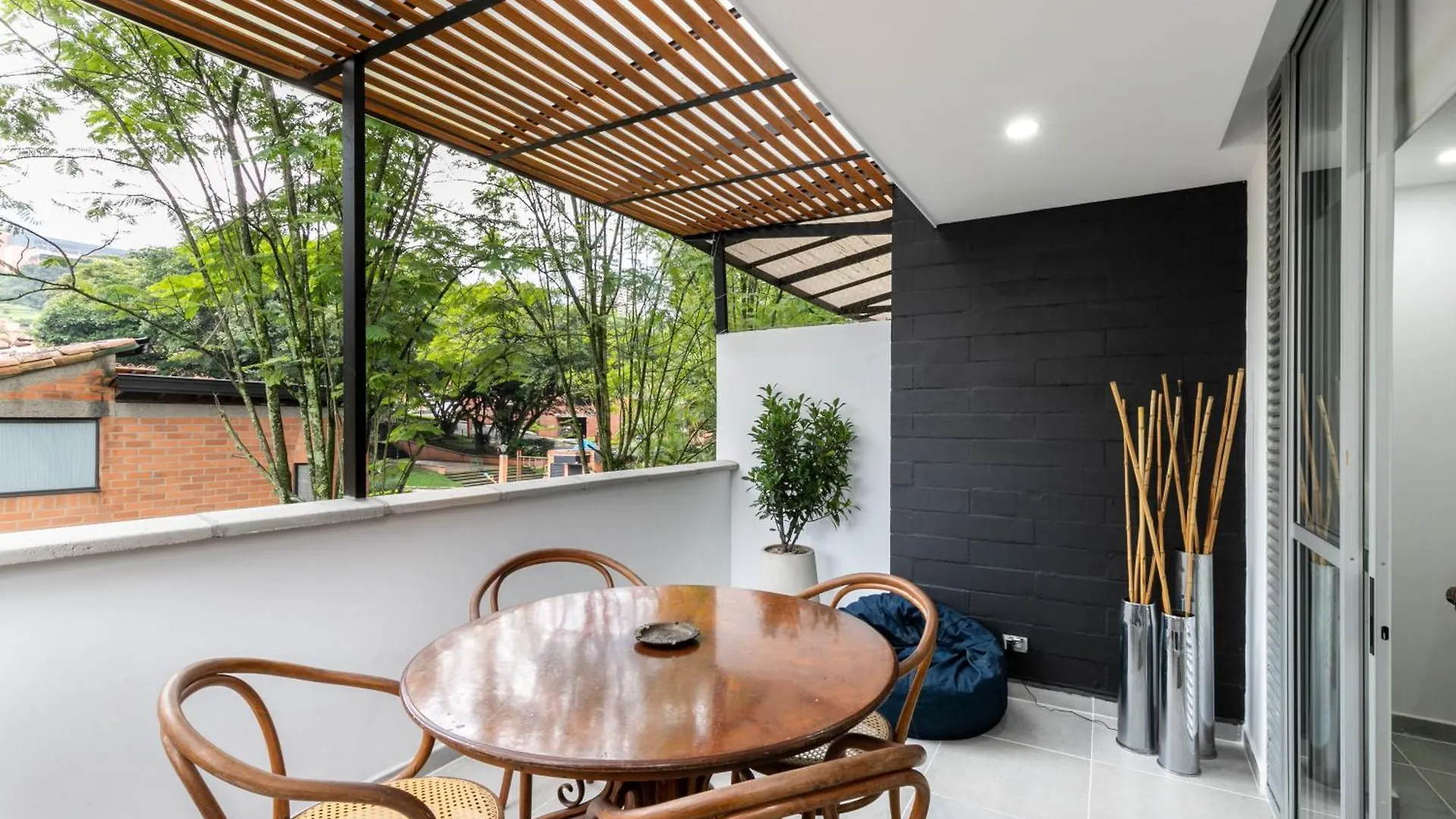 Apartamentos Borbon Suites Medellin Aparthotel