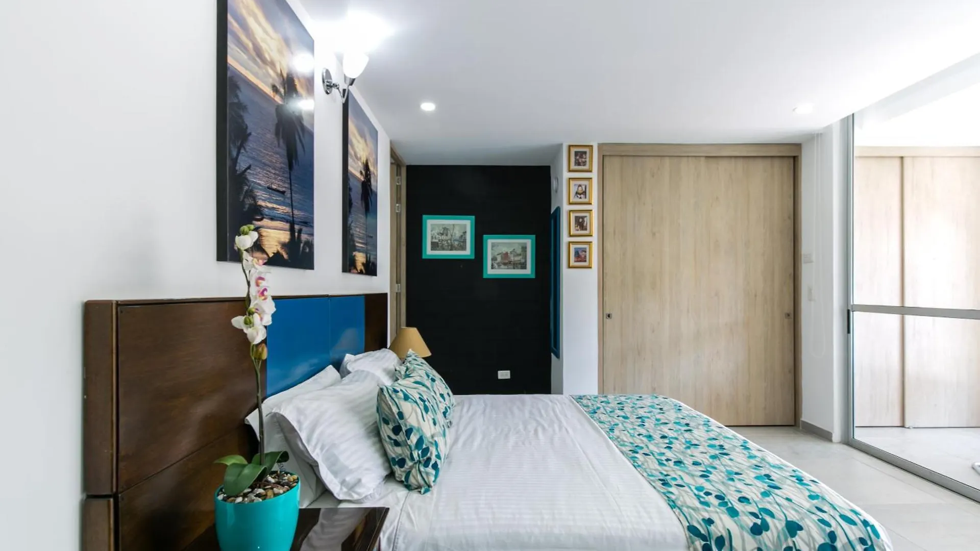 Apartamentos Borbon Suites Medellin