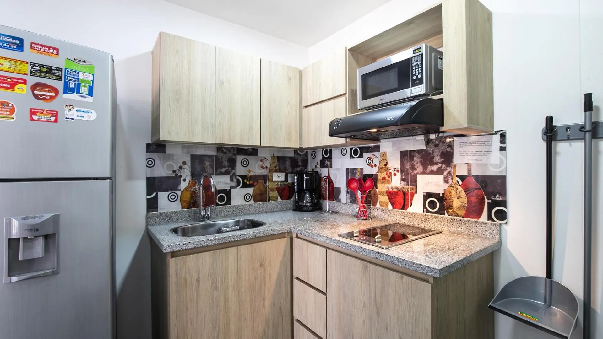 Apartamentos Borbon Suites Medellin Aparthotel