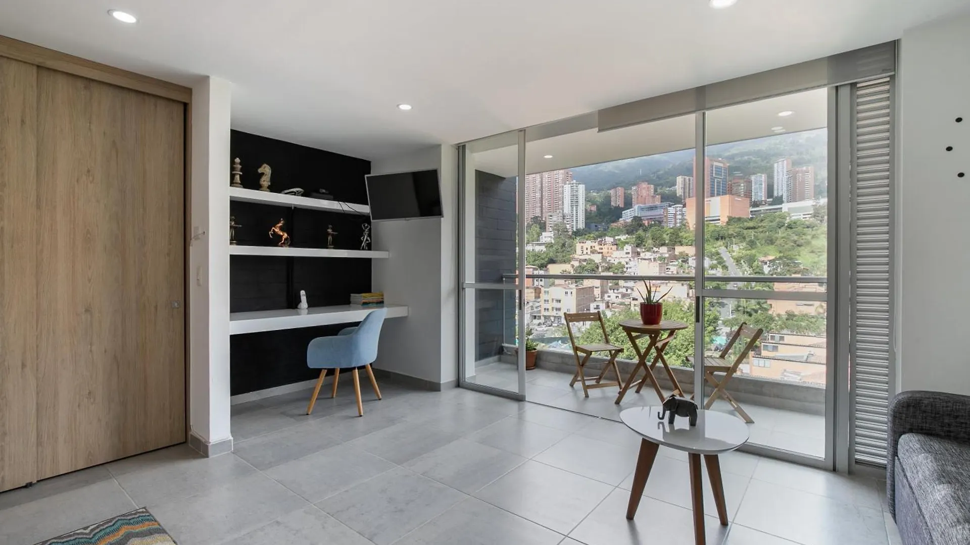 Apartamentos Borbon Suites Medellin Colombia