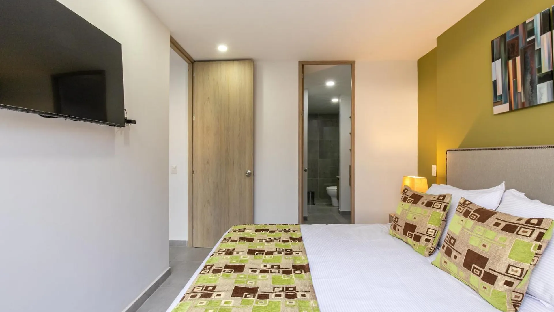 Apartamentos Borbon Suites Medellin 0*,  Colombia