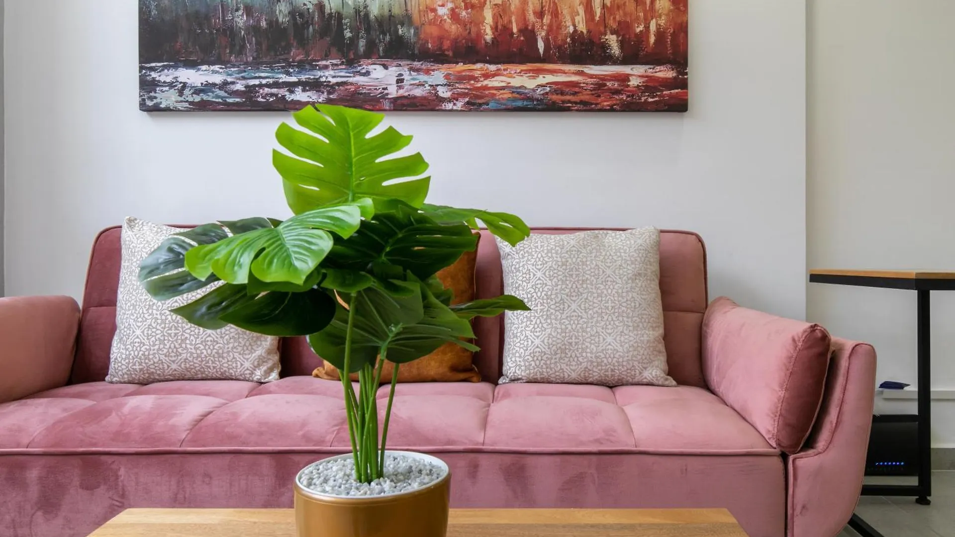 Aparthotel Apartamentos Borbon Suites Medellin