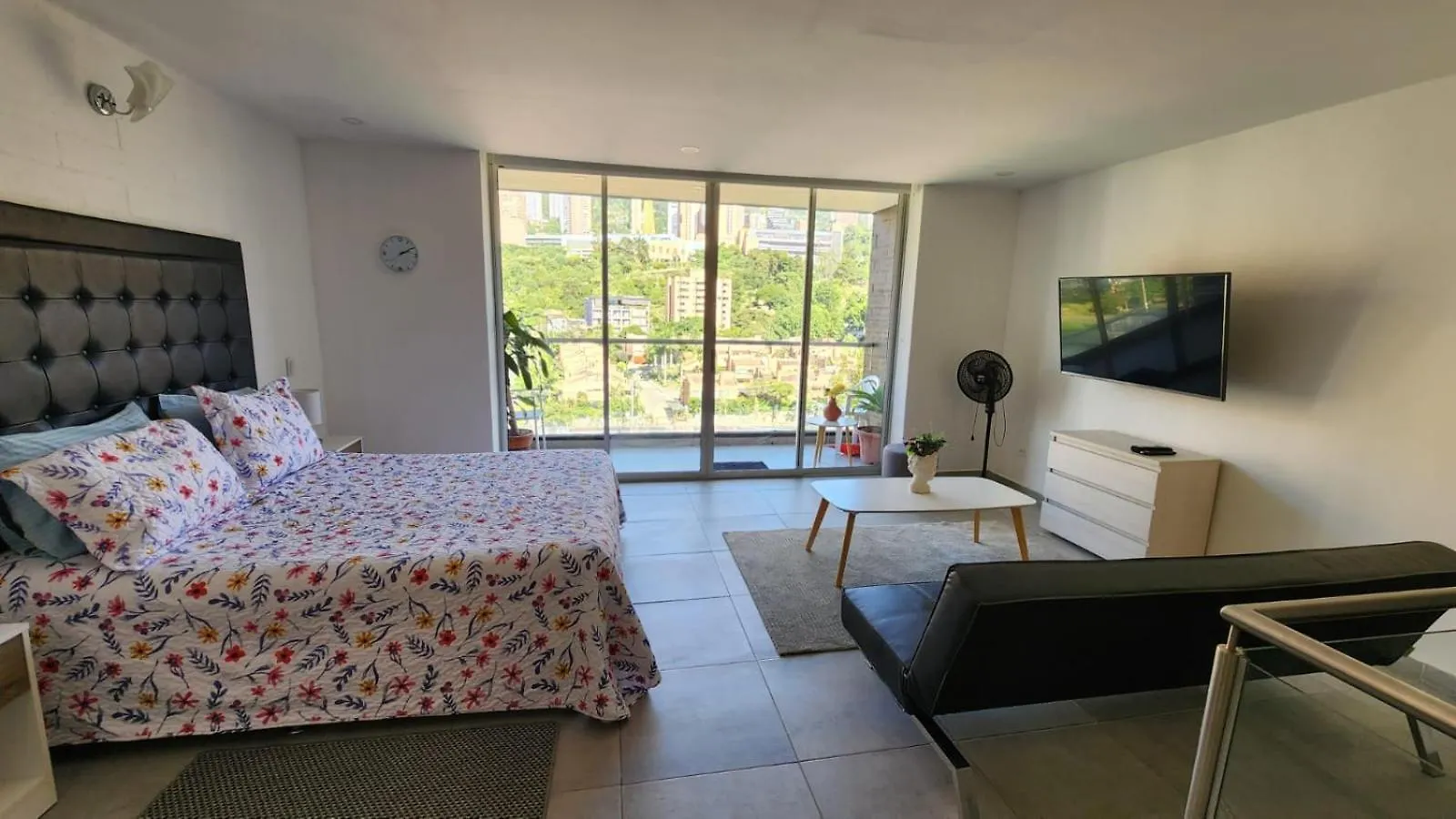 Apartamentos Borbon Suites Medellin Aparthotel