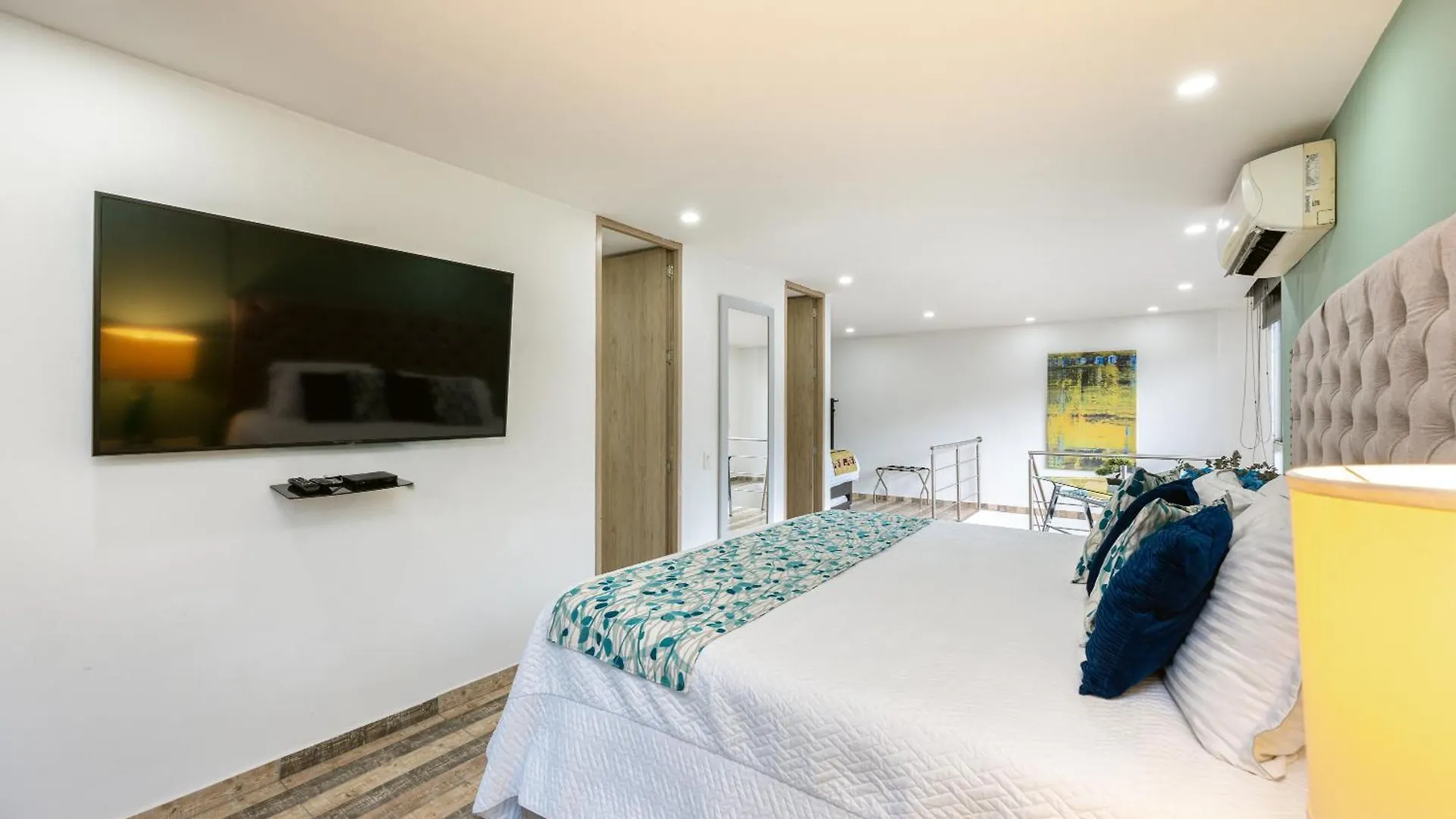 Apartamentos Borbon Suites Medellin Colombia